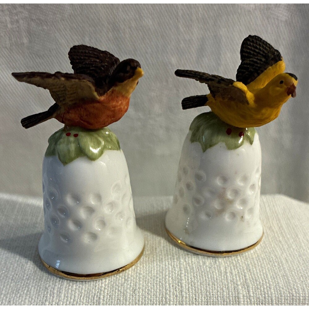Vintage Porcelain Bird Bell Thimbles Pair ©1989 EC Malaysia Robin Gold Finch